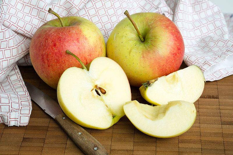 Apfel - Santana ( für Allergiker geeignet)